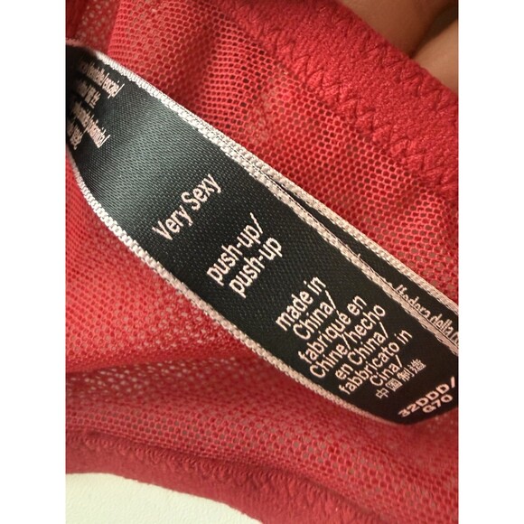 Victoria's Secret Very Sexy Push-Up Bra Color Red 32DDD lace lacy 32f - Picture 7 of 11